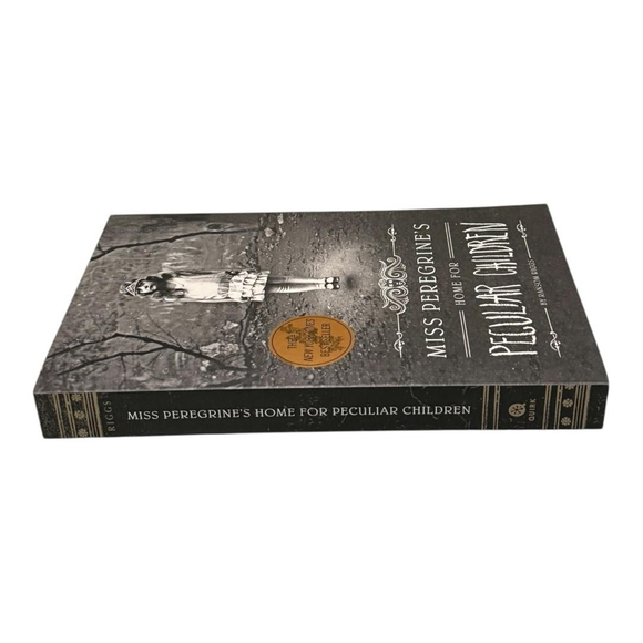 Miss Peregrine's Home For Peculiar Children Ransom Riggs YA Paperback - Picture 7 of 9
